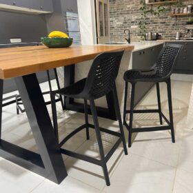 Breeze-KitchenStool_kitchen02